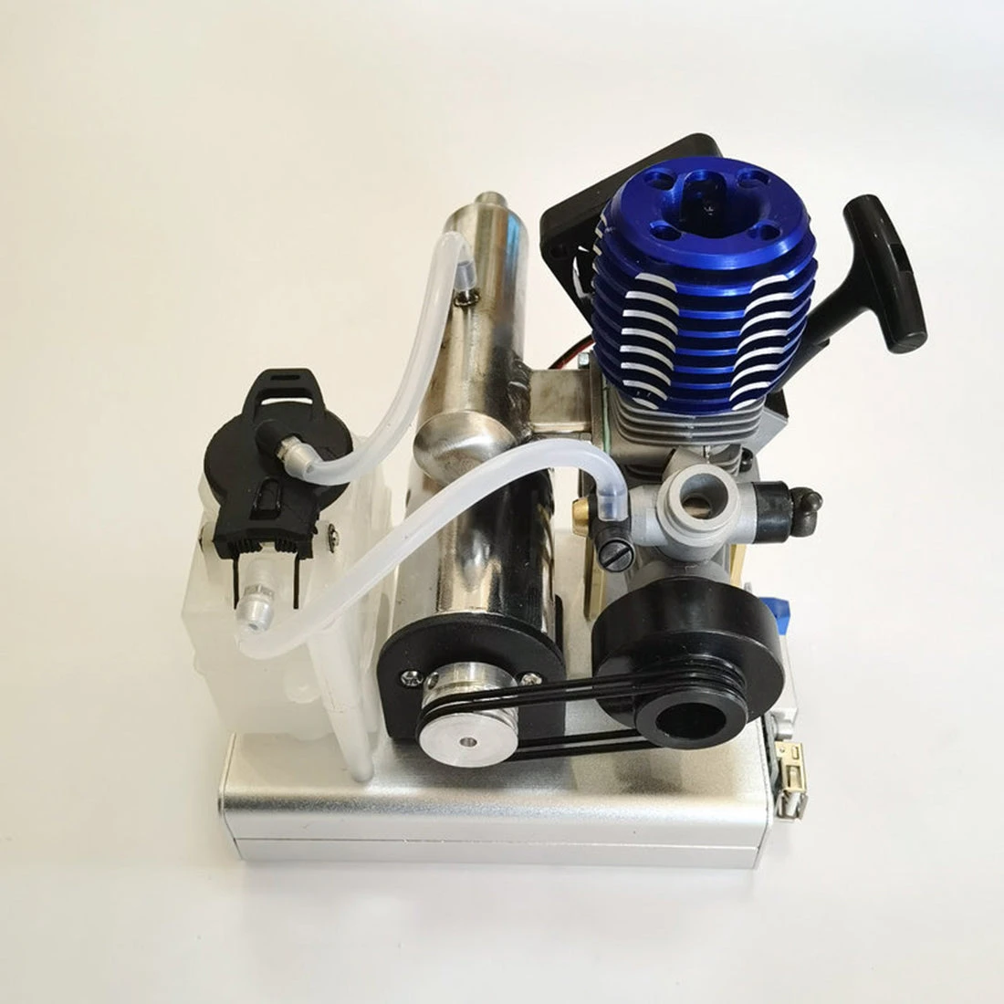 Level 15 12V 2 Stroke Methanol Nitro Engine Generator Model With Cooling Fan (5V 1.5A USB Charging) - Image 4