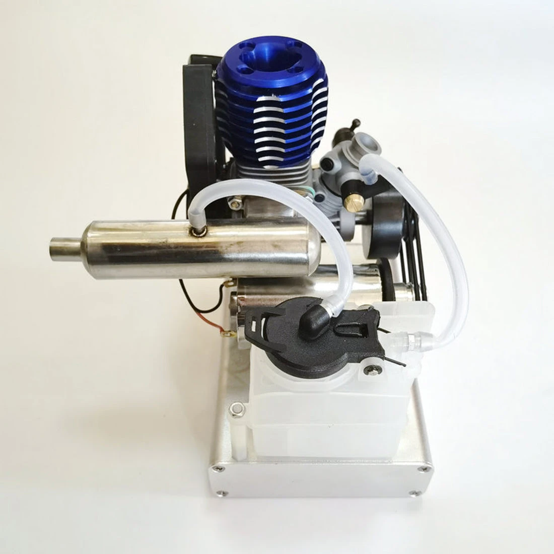 Level 15 12V 2 Stroke Methanol Nitro Engine Generator Model With Cooling Fan (5V 1.5A USB Charging) - Image 6