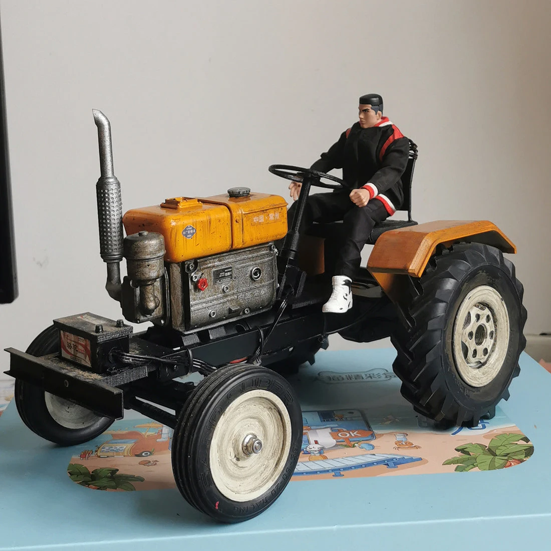 1/10 2.4G RC Tractor 4×2 Electric Antique Tractor Model Agricultural Transport Vehicle Toy - Image 8