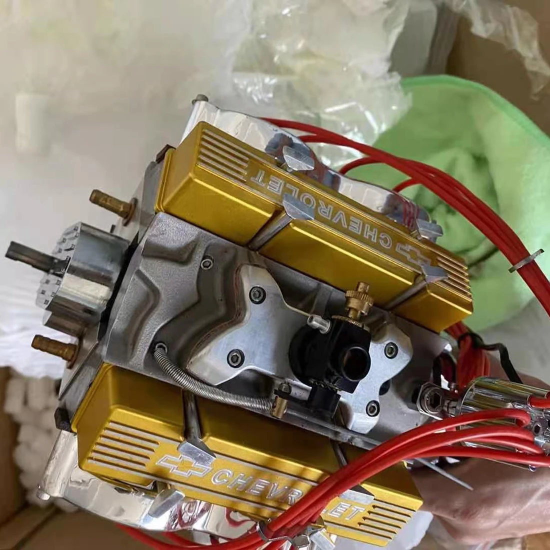 V8 Engine Model That Works - 1/4 Scale Nitro Powered V8 Working Engine Single Carburetor 8-cylinder Nitro Engine - Image 10