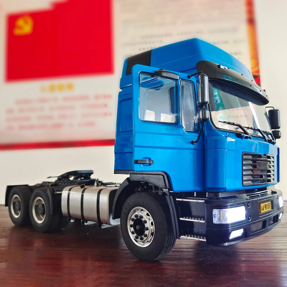 HY MODELS 1/14 RC Simulation Hydraulic Tractor-trailer Truck Engineering Machinery Vehicle Model 3-speed Gearbox - Image 16